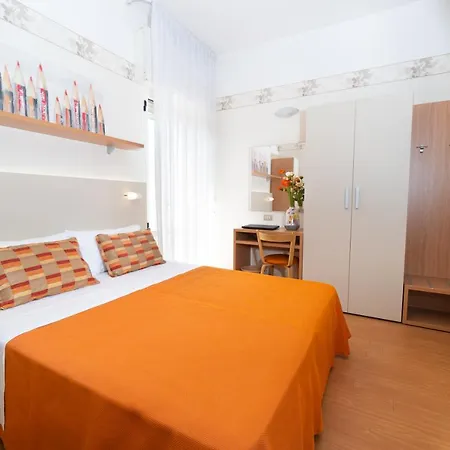 Hotel Sampaoli 3*