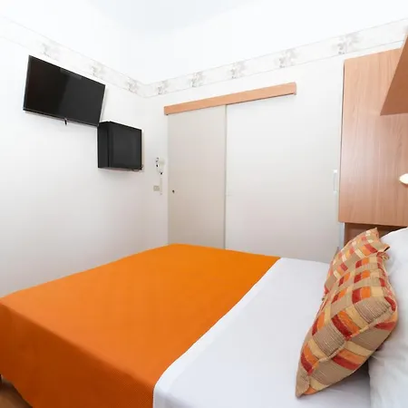 Sampaoli Hotel 3*