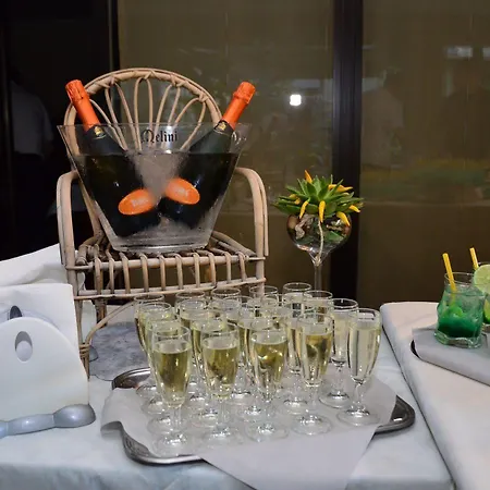 Hotel Sampaoli 3*